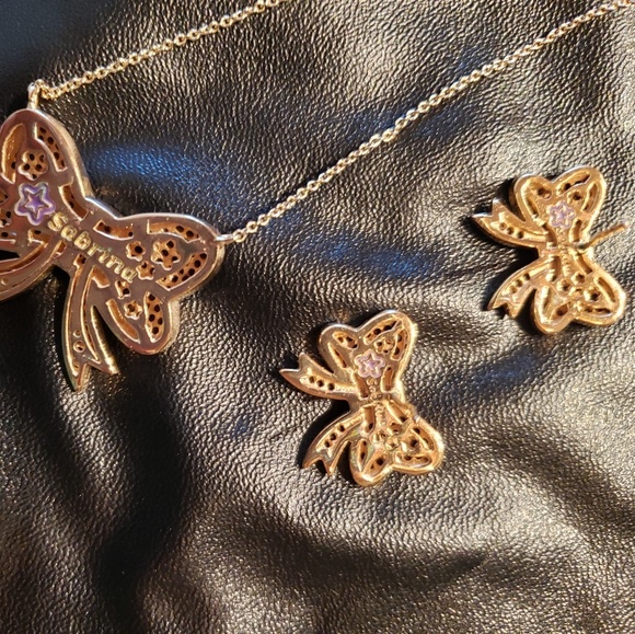 Sabrina Bow necklace and earrings - Picture 4 of 4